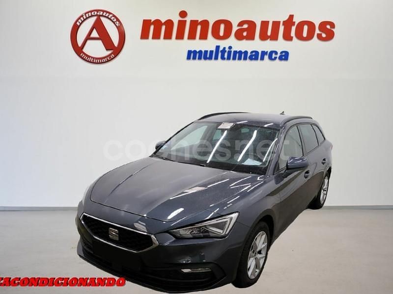 Gris Usado 2022 Seat Leon Business Utilitario | 14.890 € (Precio justo) - Imagen 1/4