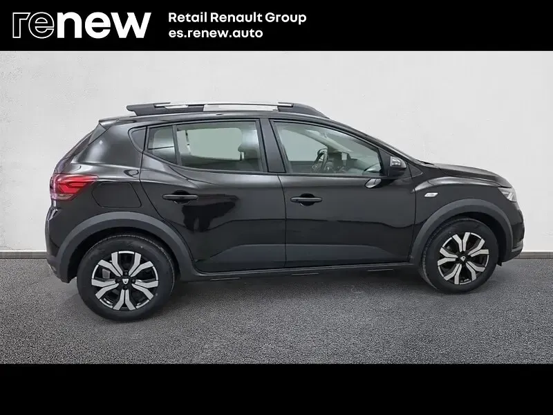 Usado Dacia Sandero Comfort 100 CV (73 kW) 2022 Negro Berlina
