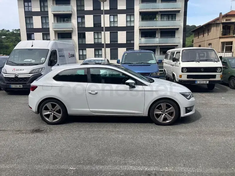Begagnad Seat Leon FR 150 HK (110 kW) 2015 Vit Sedan