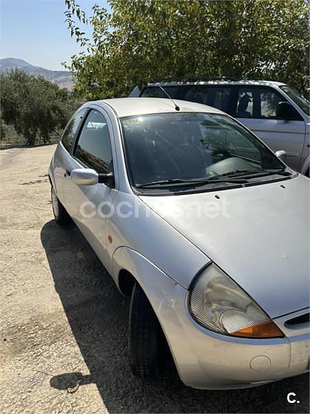 Gris / plata Usado 2005 Ford Ka Utilitario | 1800 € (Buen precio) - Imagen 1/4