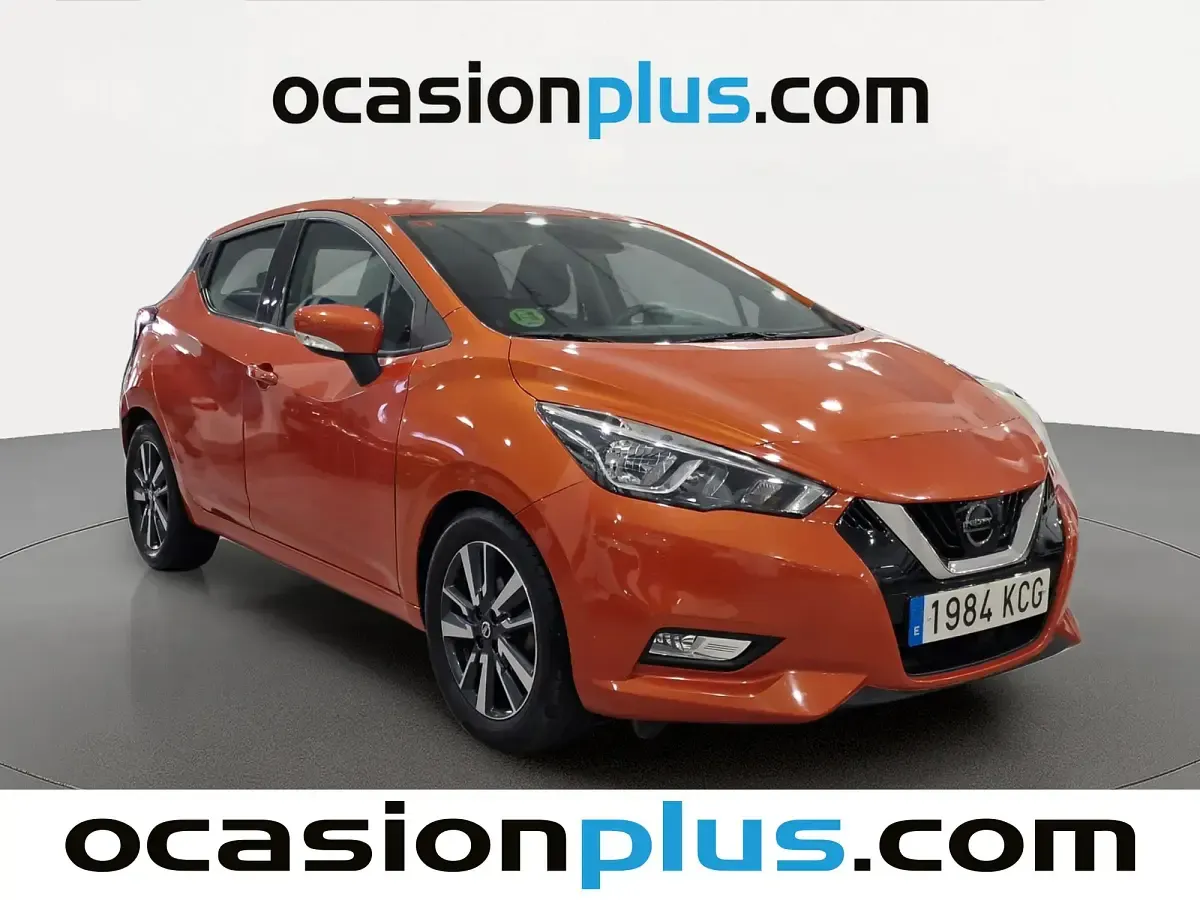Usado Nissan Micra Acenta 90 CV (66 kW) 2017 Naranja Utilitario