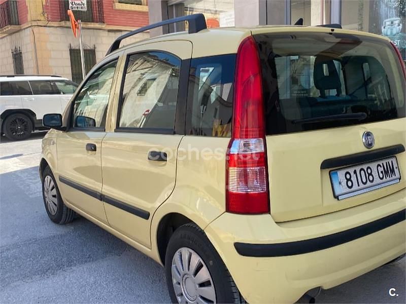 Usado Fiat Panda 60 CV (44 kW) 2009 Amarillo Utilitario