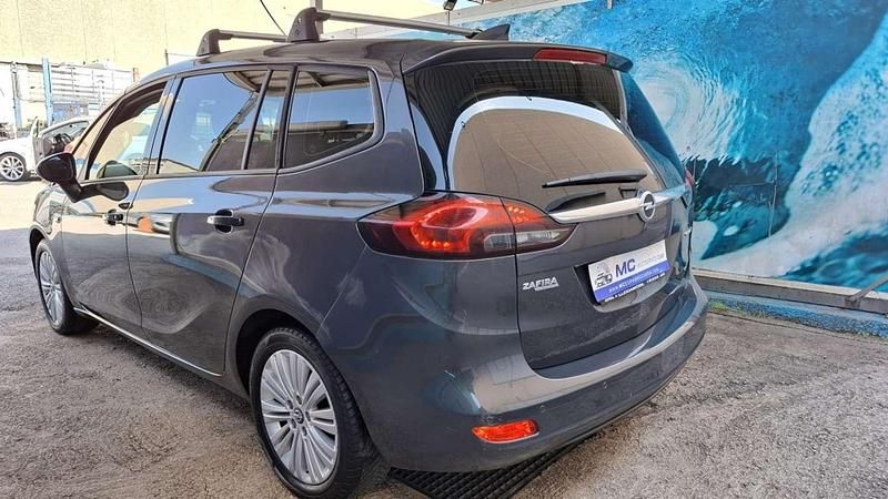 Usado Opel Zafira Tourer Selective 136 CV (100 kW) 2016 Gris Monovolumen
