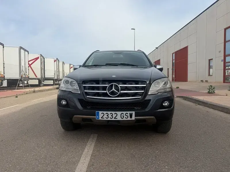 Usado Mercedes ML350 211 CV (155 kW) 2010 Gris / plata SUV