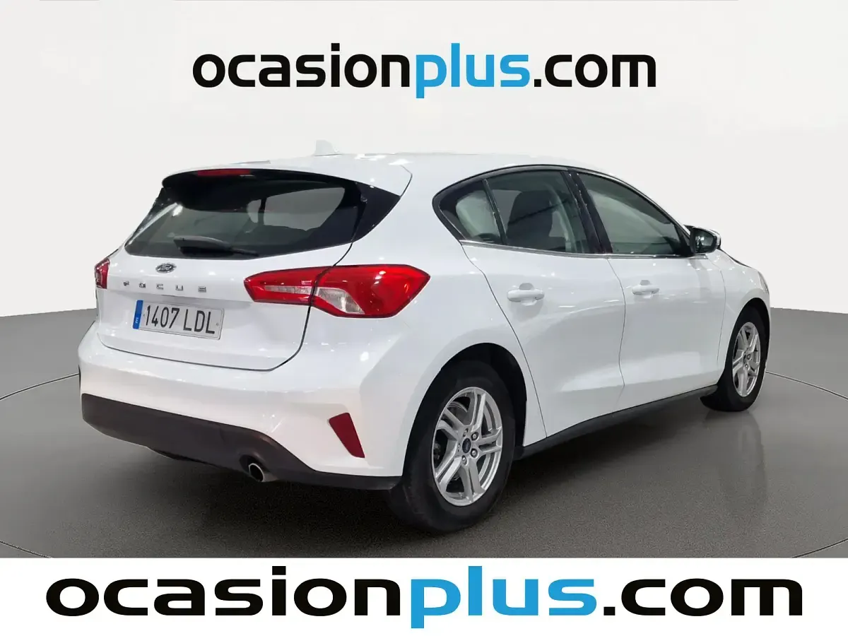 Usado Ford Focus Trend 120 CV (88 kW) 2019 Blanco Utilitario