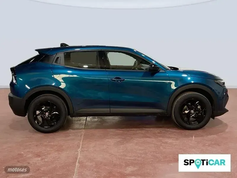 Usado Alfa Romeo Junior 136 CV (100 kW) 2025 Blanco SUV