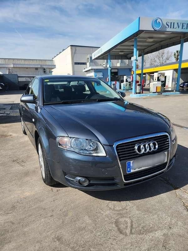 Occasion Audi A4 140 PK (102 kW) 2005 Grijs Sedan