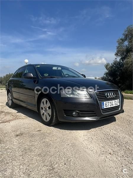 Usado Audi A3 105 CV (77 kW) 2009 Negro Utilitario