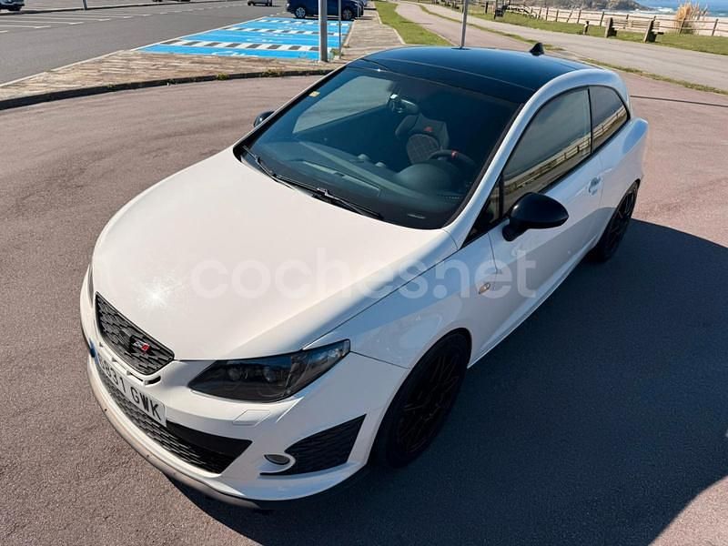 Usado Seat Ibiza SC CUPRA 180 CV (132 kW) 2010 Blanco Utilitario