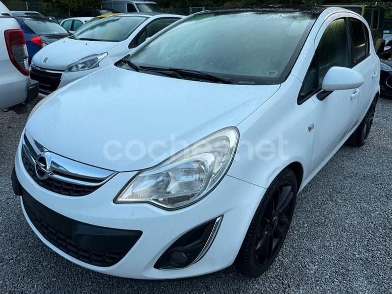 Blanco Usado 2011 Opel Corsa Color Edition Berlina | 3200 € (Buen precio) - Imagen 1/4
