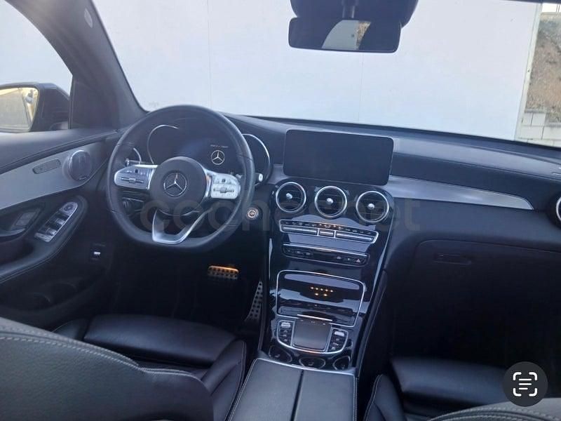 Usado Mercedes GLC220 194 CV (142 kW) 2020 Gris / plata Coupe