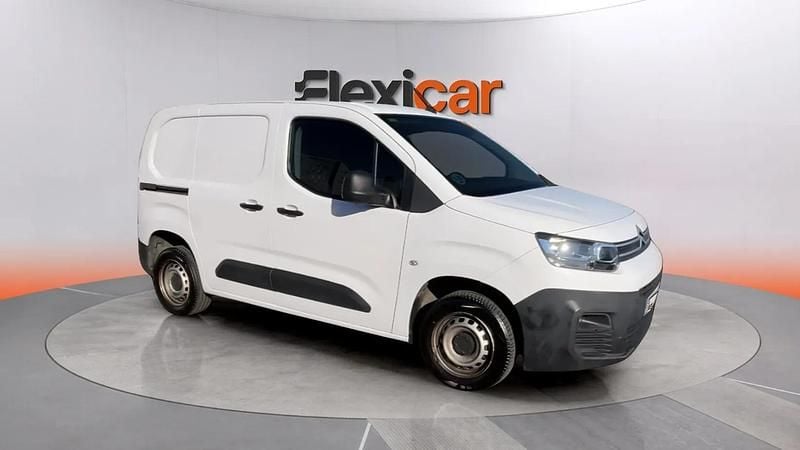 Usado Citroën Berlingo 102 CV (75 kW) 2022 Blanco Monovolumen