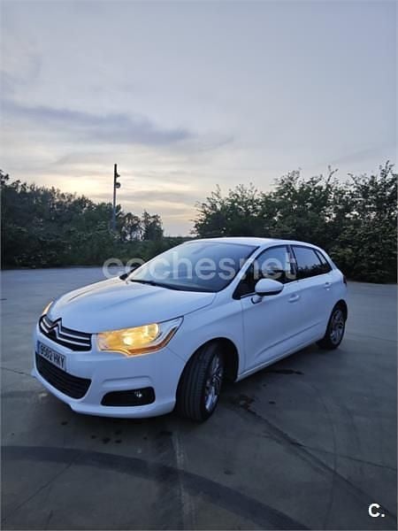 Usado Citroën C4 92 CV (67 kW) 2012 Blanco Berlina