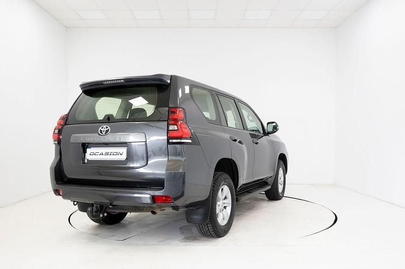 Usado Toyota Land Cruiser 204 CV (150 kW) 2020 Gris SUV