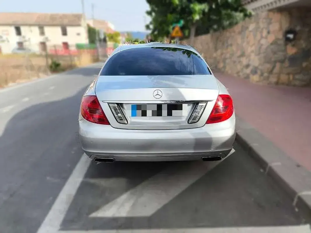 Usado Mercedes CL500 435 CV (319 kW) 2011 Gris Coupe