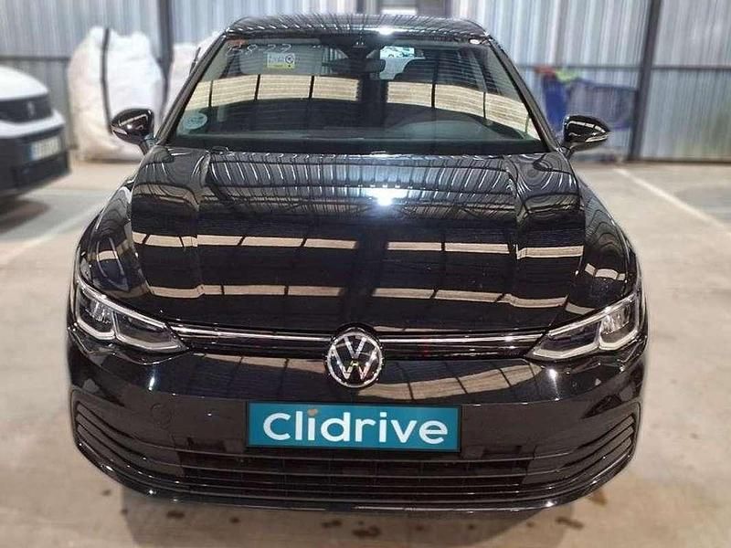 Usado VW Golf VIII Life 116 CV (85 kW) 2020 Negro Utilitario