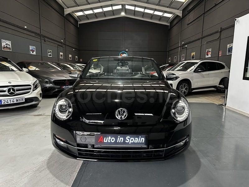Usado VW Beetle Design 105 CV (77 kW) 2015 Negro Utilitario