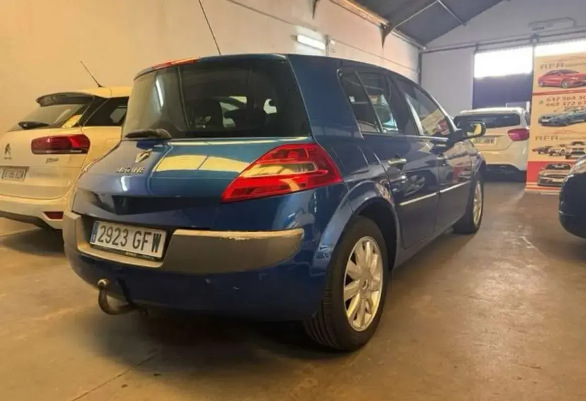 Usado Renault Mégane Exception 131 CV (96 kW) 2008 Azul Utilitario