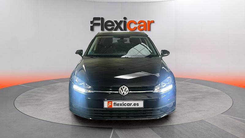 Usado VW Golf VII Advance 116 CV (85 kW) 2019 Negro Berlina