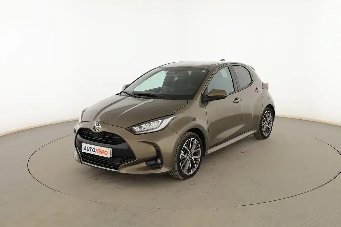Usado Toyota Yaris Hybrid Style 116 CV (85 kW) 2024 Berlina