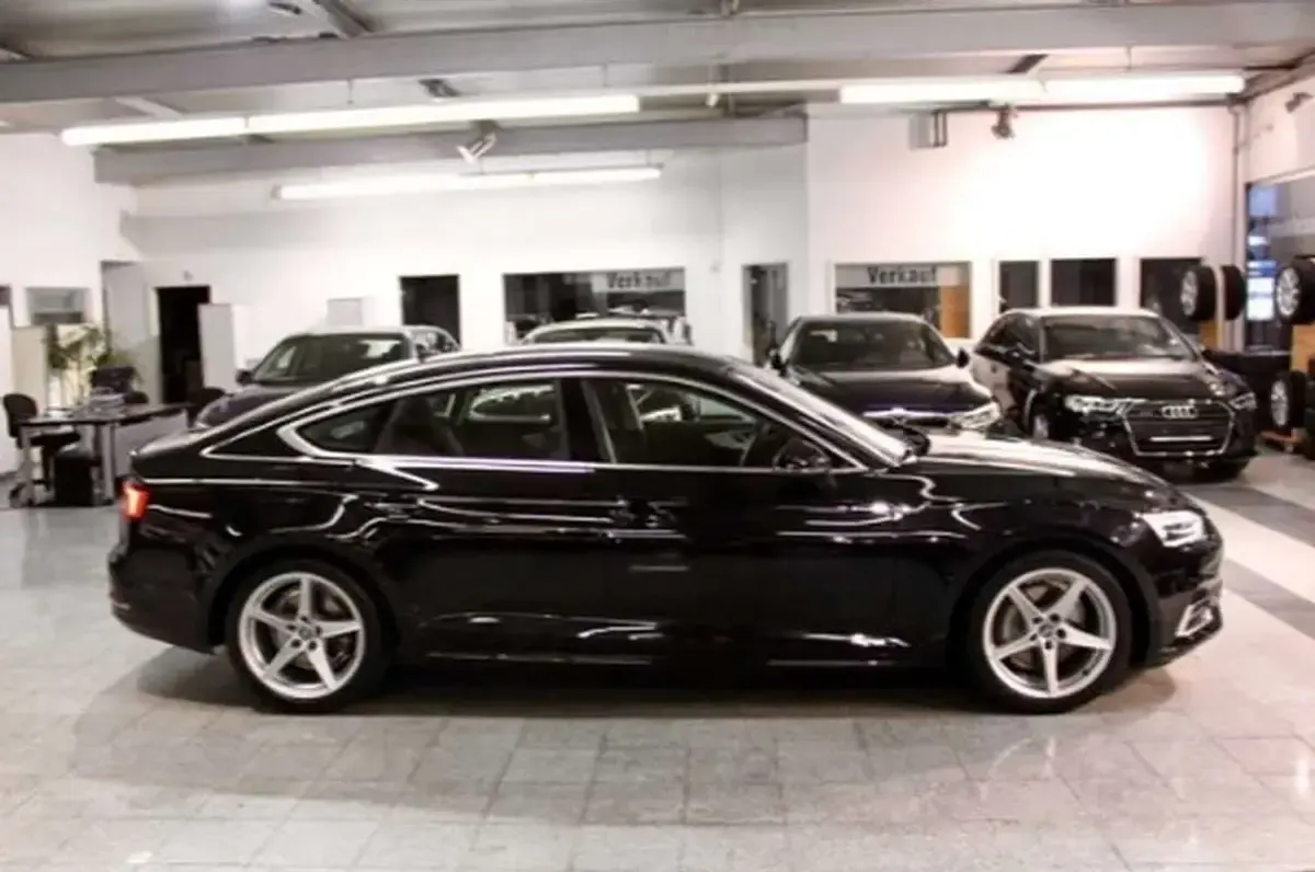 Usado Audi A5 Sport 189 CV (139 kW) 2017 Negro Coupe
