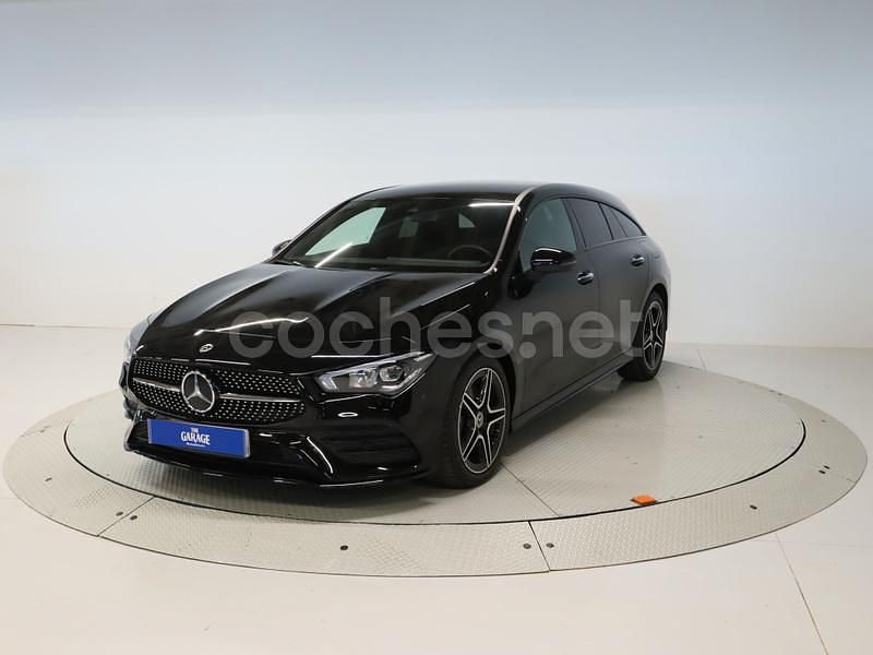 Negro Usado 2023 Mercedes CLA200 Shooting Brake Familiar | 36.500 € (Precio justo) - Imagen 1/4