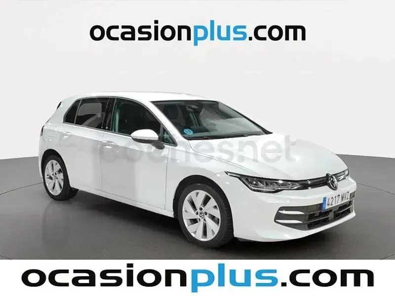 Usado VW Golf VIII 116 CV (85 kW) 2024 Blanco Berlina