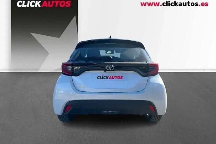 Usado Toyota Yaris Hybrid Active 116 CV (85 kW) 2025