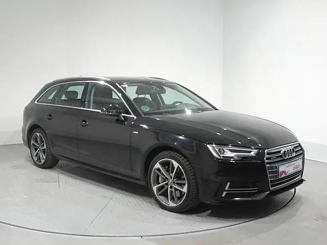 Usado Audi A4 Sport 252 CV (185 kW) 2016 Negro Familiar