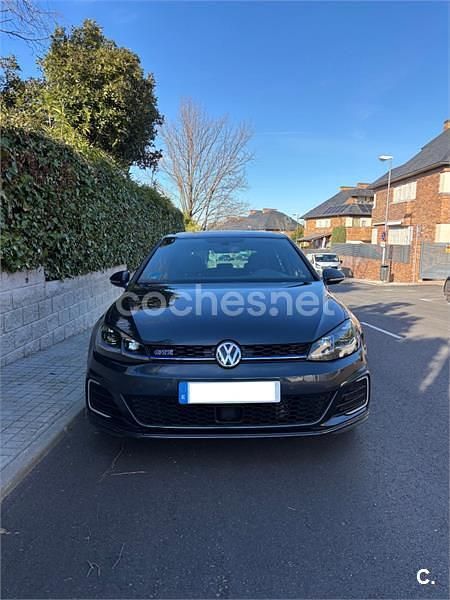 Usado VW Golf VII GTE 204 CV (150 kW) 2017 Gris / plata Berlina