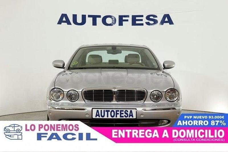 Usado Jaguar XJ8 298 CV (219 kW) 2003 Gris / plata Berlina