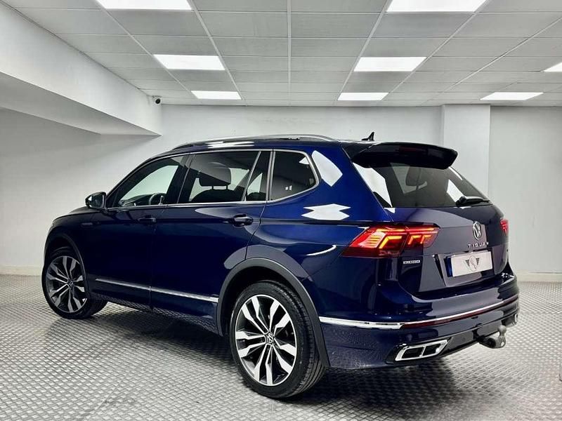 Usado VW Tiguan Allspace Sportline 200 CV (147 kW) 2021 Azul SUV