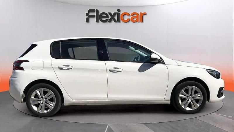 Usado Peugeot 308 Access 131 CV (96 kW) 2020 Blanco Utilitario
