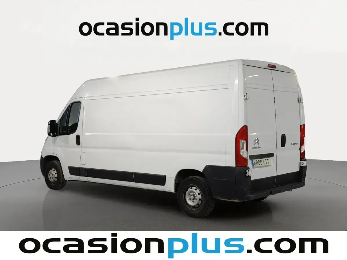Usado Citroën Jumper 120 CV (88 kW) 2021 Blanco Monovolumen