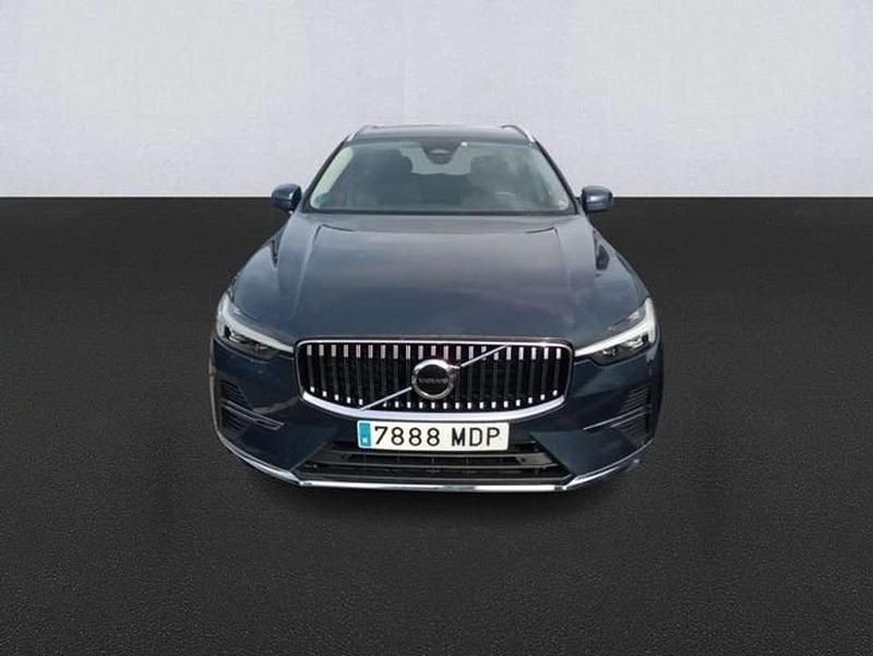 Usado Volvo XC60 Core 351 CV (258 kW) 2023 Gris SUV