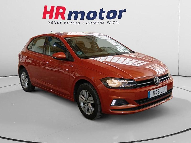 Usado VW Polo Advance 95 CV (69 kW) 2018 Gris