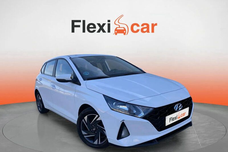 Blanco Usado 2021 Hyundai i20 Berlina | 11.790 € (Buen precio) - Imagen 1/4