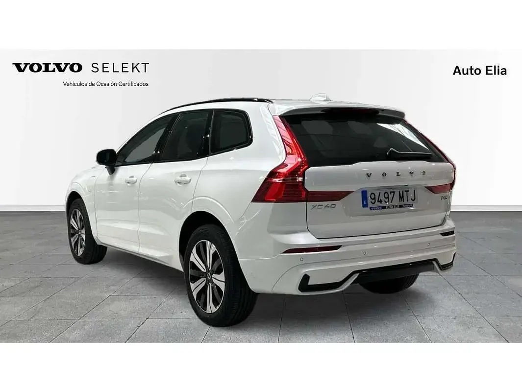 Usado Volvo XC60 Plus 351 CV (258 kW) 2024 Blanco SUV