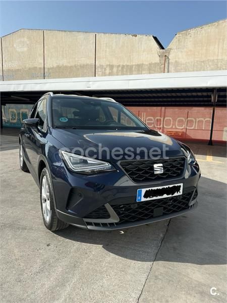 Azul Usado 2022 Seat Arona FR SUV | 19.900 € (Un poco caro) - Imagen 1/4