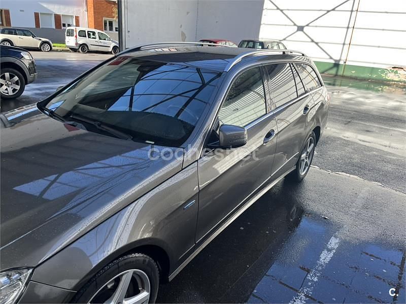 Usado Mercedes E250 204 CV (150 kW) 2013 Marrón Familiar