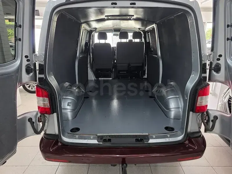 Usado VW T5 Pro 114 CV (83 kW) 2014 Gris / plata Van
