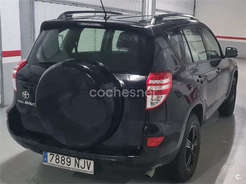 Usado Toyota RAV4 Advance 158 CV (116 kW) 2010 Negro SUV