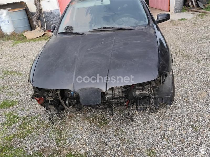 Usado Seat Leon FR 150 CV (110 kW) 2003 Negro Berlina