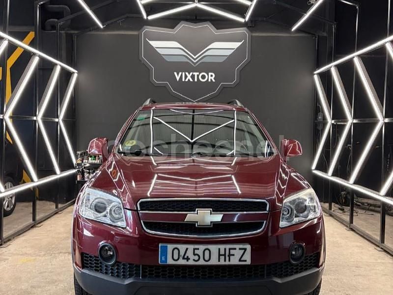 Granate Usado 2011 Chevrolet Captiva LS SUV | 7900 € (Precio justo) - Imagen 1/4