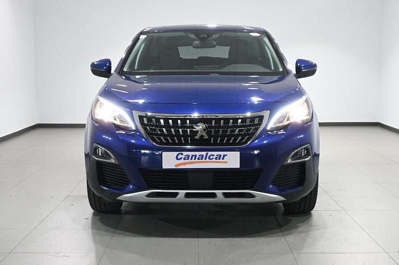 Usado Peugeot 3008 Allure 130 CV (95 kW) 2019 Azul