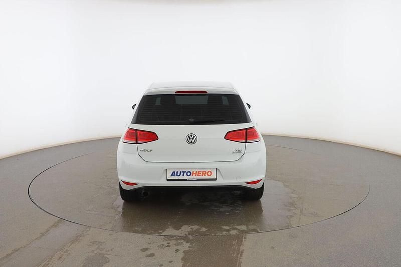 Usado VW Golf VII Edition 110 CV (80 kW) 2015 Blanco Utilitario