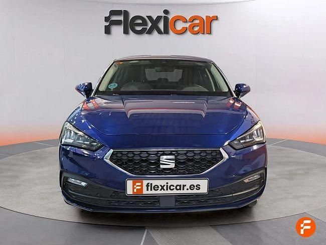 Usado Seat Leon Style 130 CV (95 kW) 2021 Azul Familiar