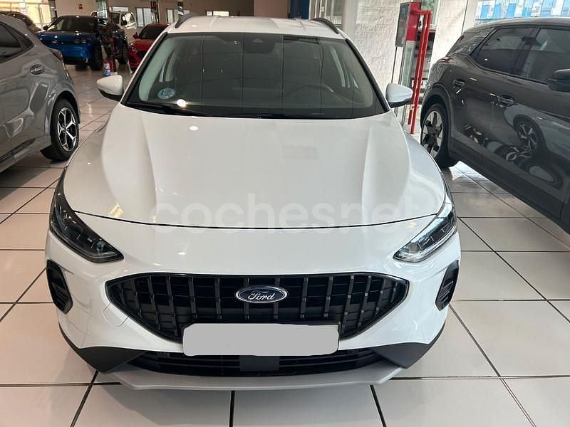 Usado Ford Focus Active 155 CV (114 kW) 2023 Blanco Familiar