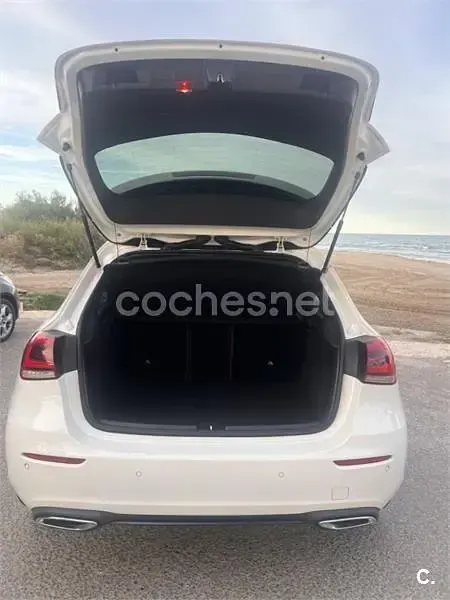 Usado Mercedes A180 136 CV (100 kW) 2020 Blanco Berlina