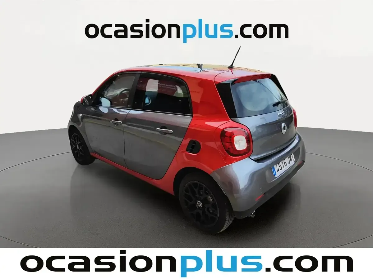 Usado Smart ForFour Passion 90 CV (66 kW) 2017 Gris Utilitario
